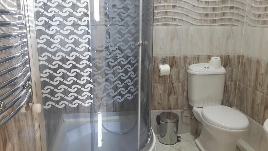 Edemi Hotel 库塔伊西 客房 照片