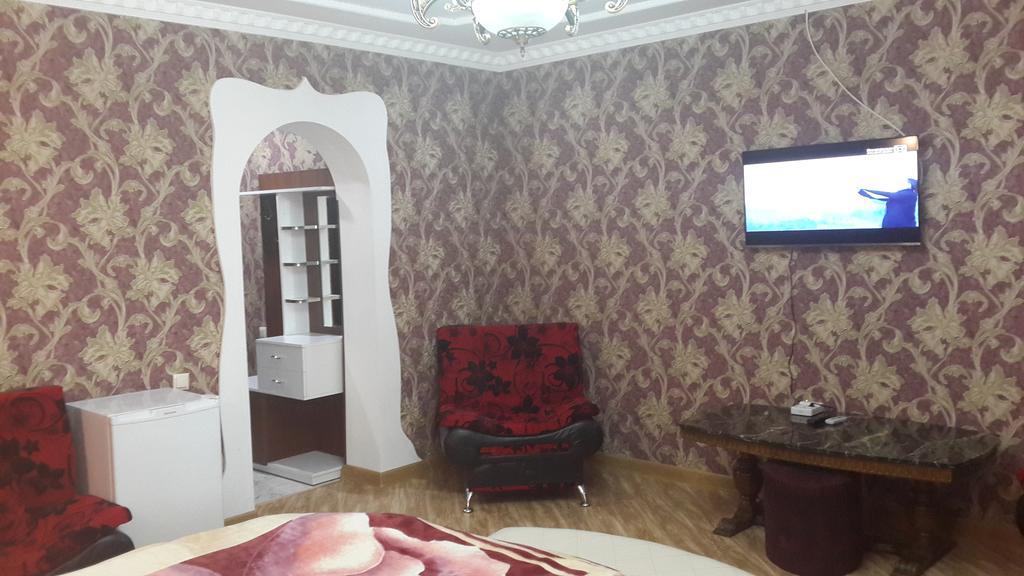 Edemi Hotel 库塔伊西 客房 照片