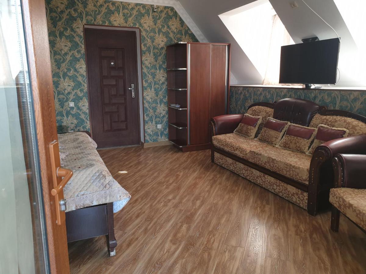 Edemi Hotel 库塔伊西 外观 照片